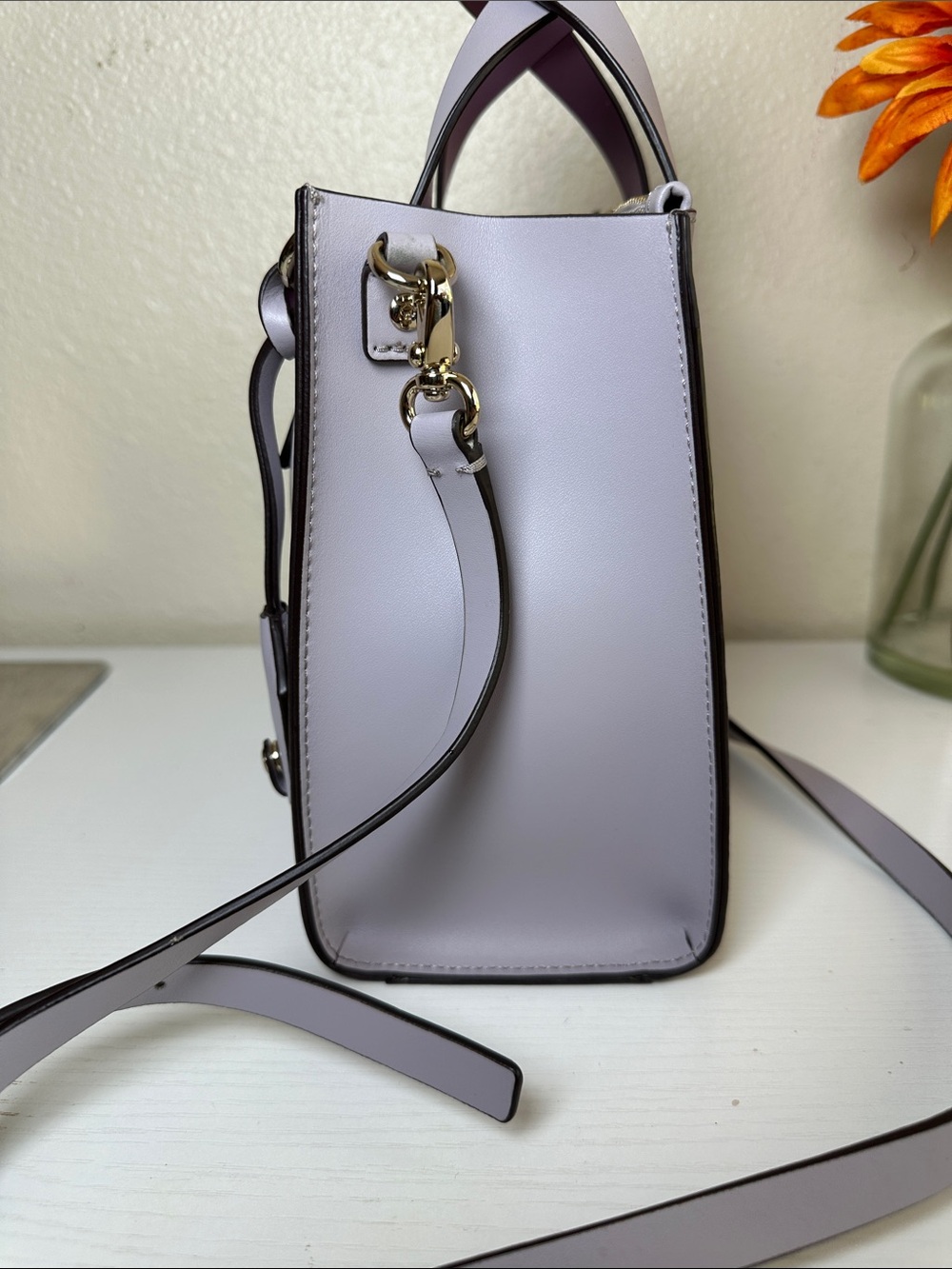 Like NEW Kate Spade Lavender Satchel with matching Long Strap - Picture 4 of 15